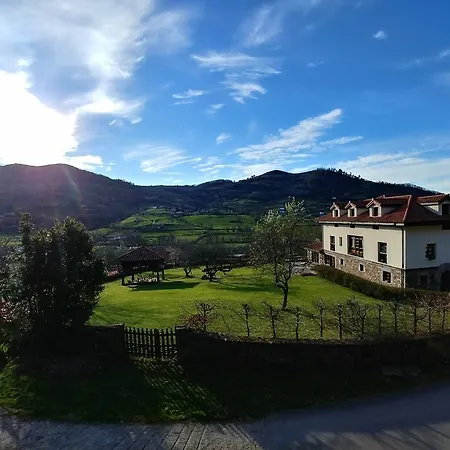 منزل ريفي Rural Casa De La Veiga *